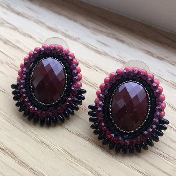 Earring - Picture 2 of 4